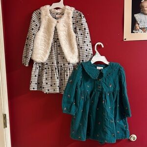 Cat & Jack Gray Plaid and Cream Faux Fur Vest and Green Dress sizes 3T & 4T